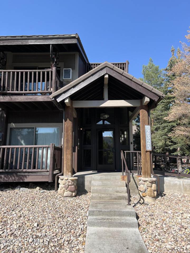 2325 Sidewinder Drive - Photo 1