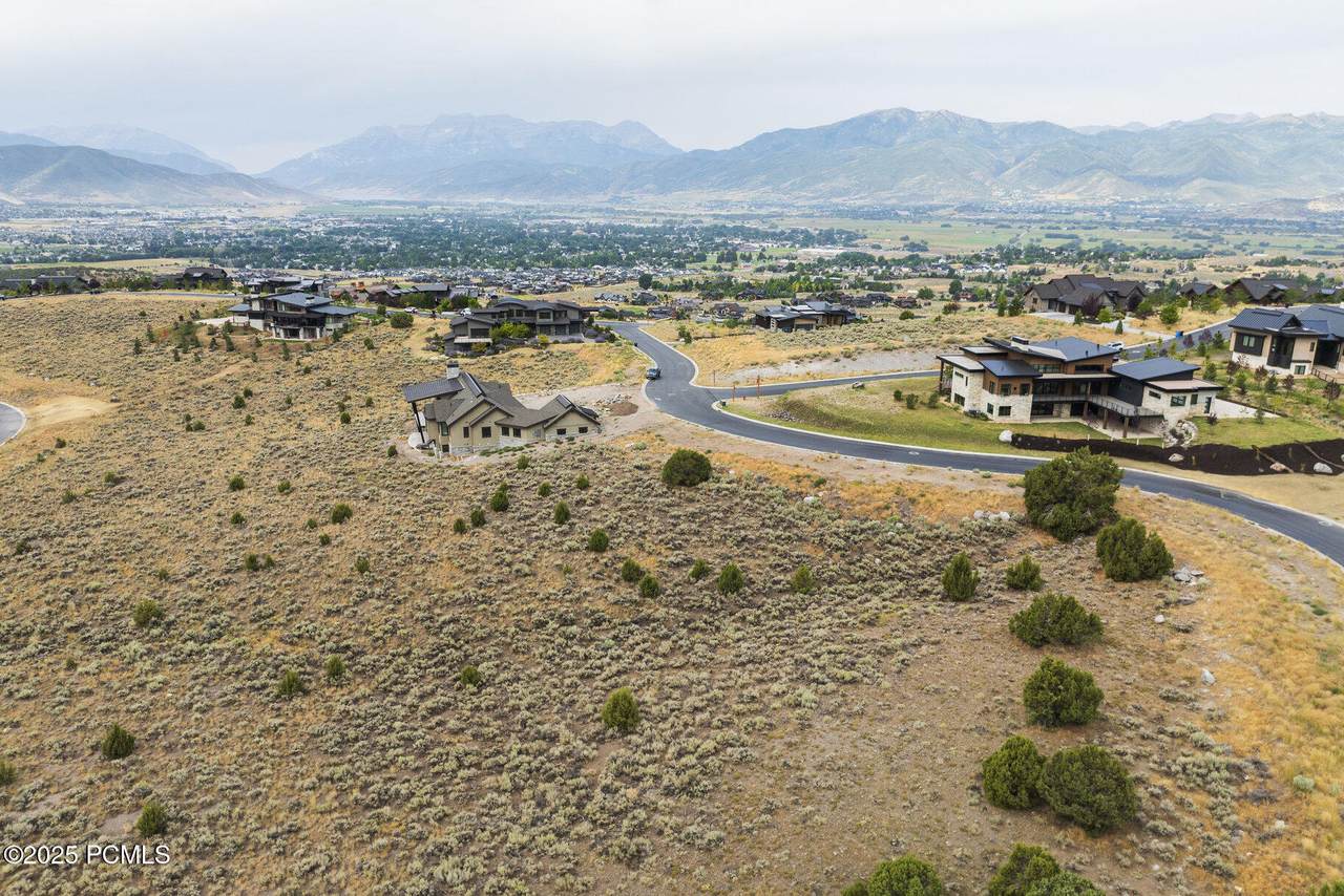 2482 Boulder Top Way - Photo 1