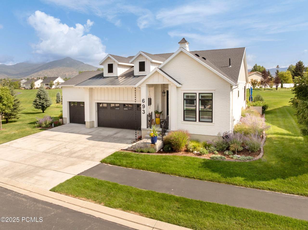 693 Appenzell Lane - Photo 1