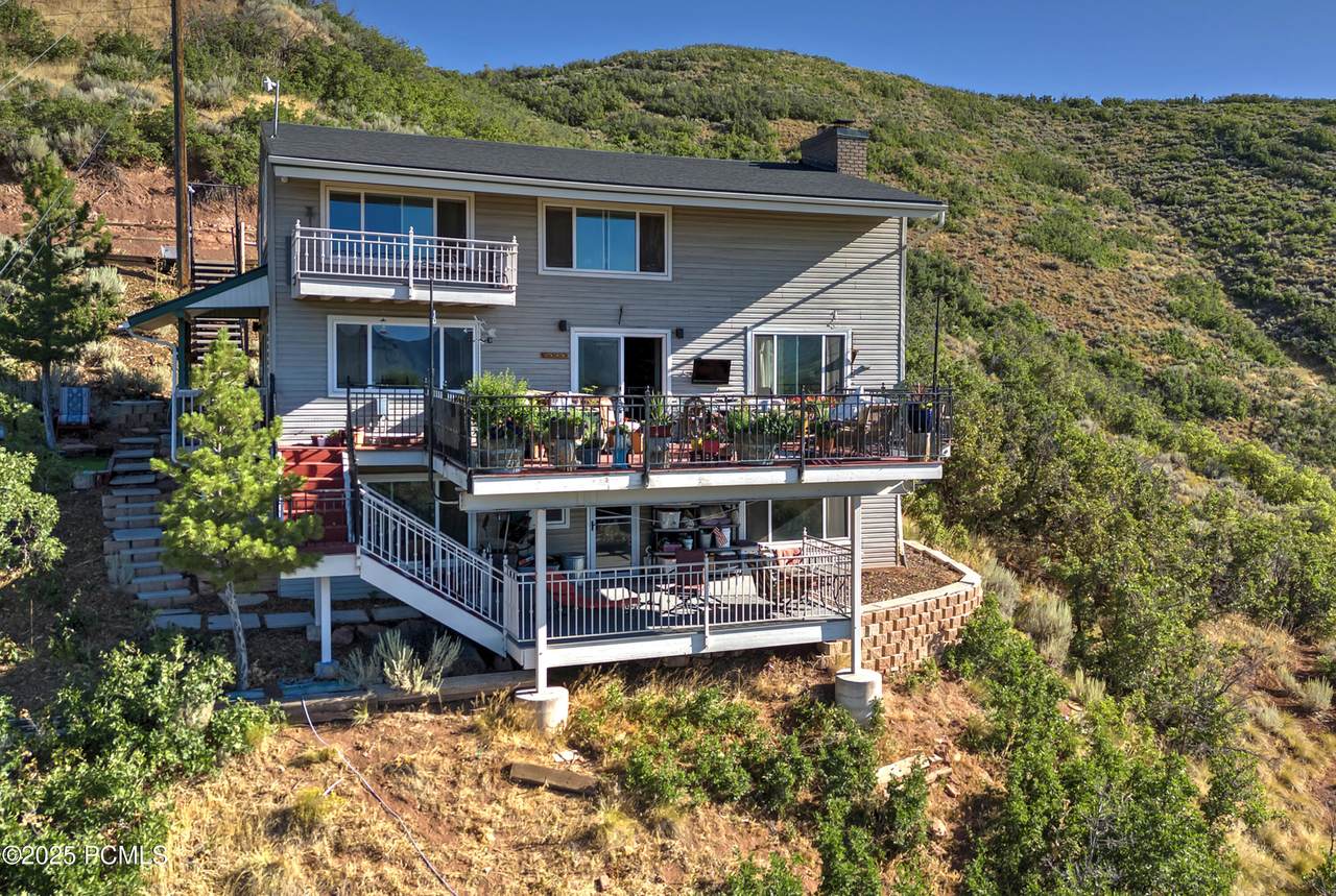 253 St Moritz Road - Photo 1