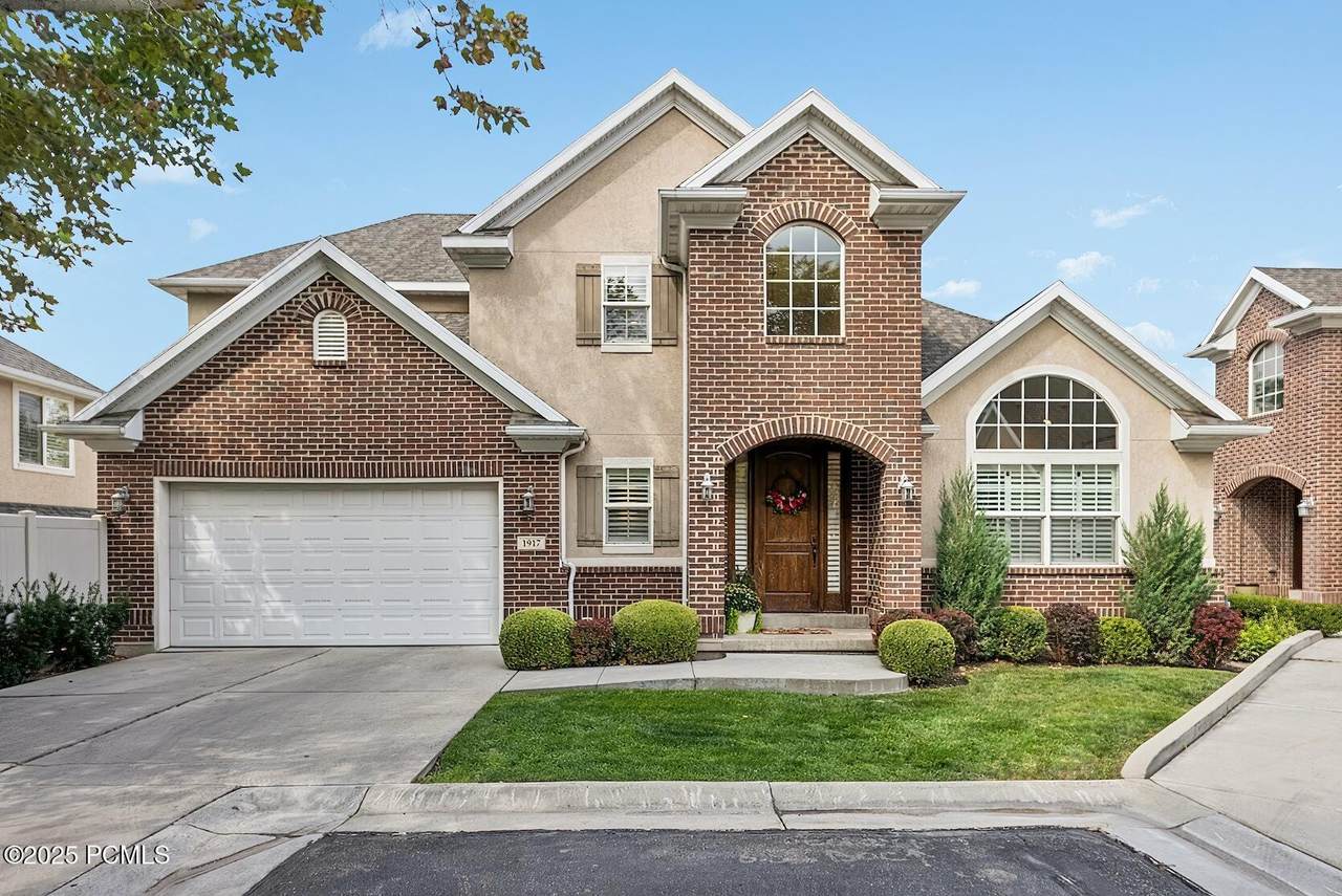 1917 Holladay View Place - Photo 1