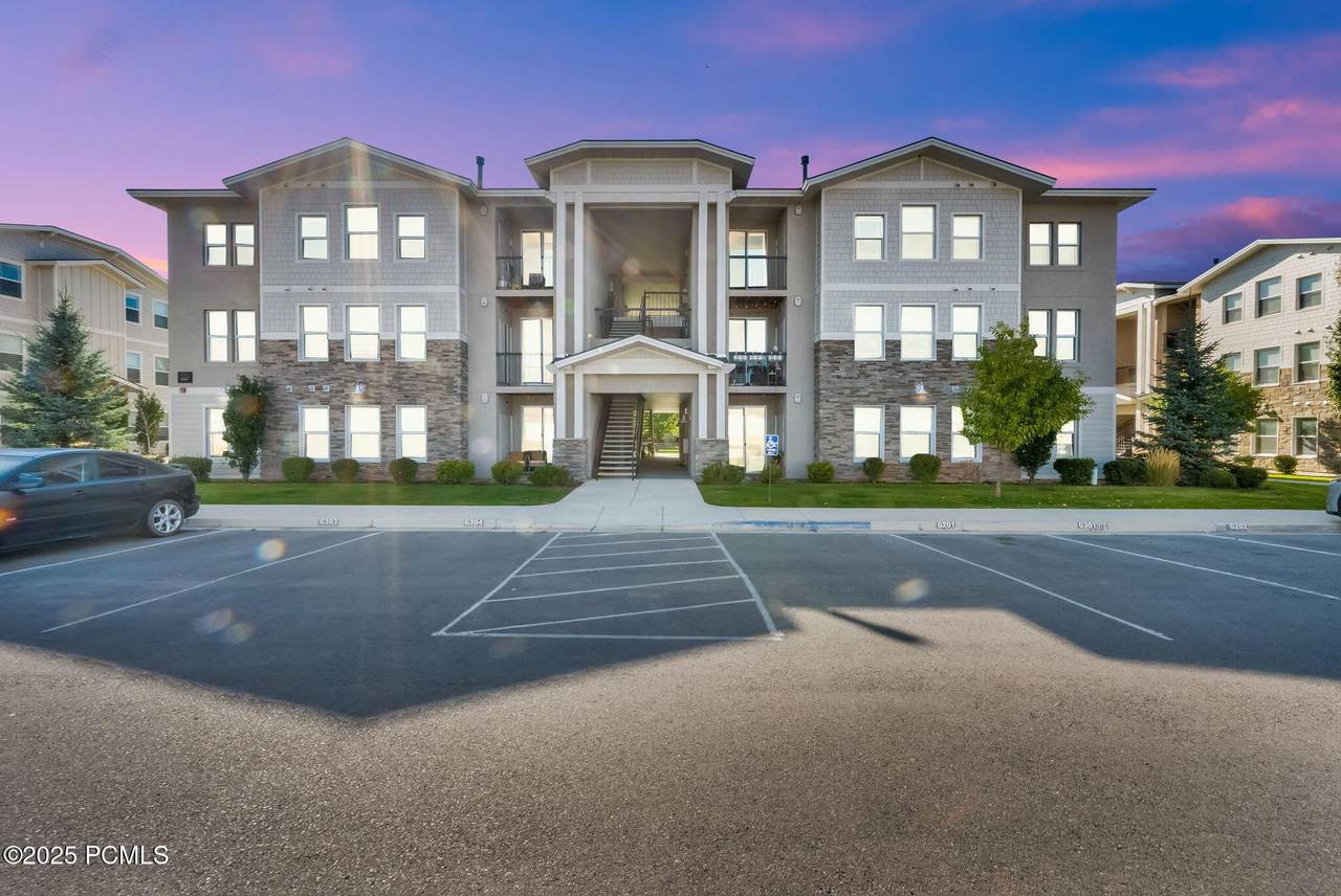 1043 500 East - Photo 1