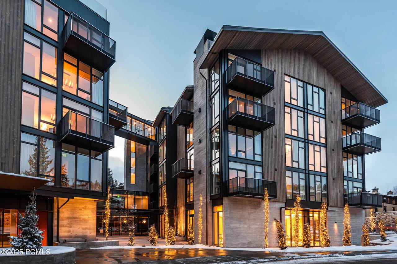 7520 Royal Street - Photo 1