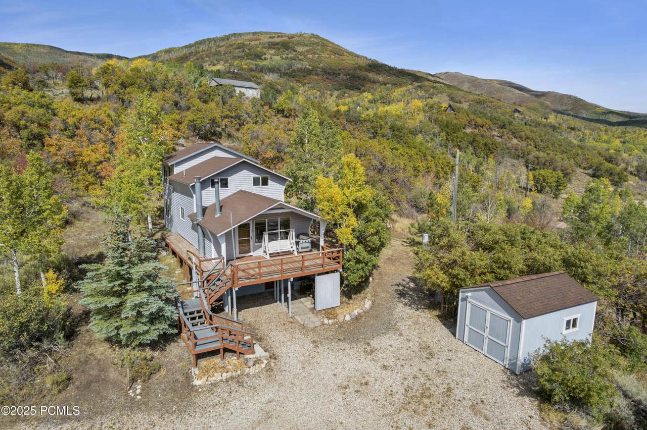 6025 Hoback - Photo 1