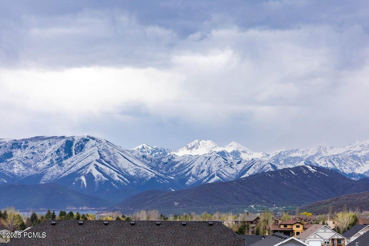 1615 Cambridge Drive - Photo 1