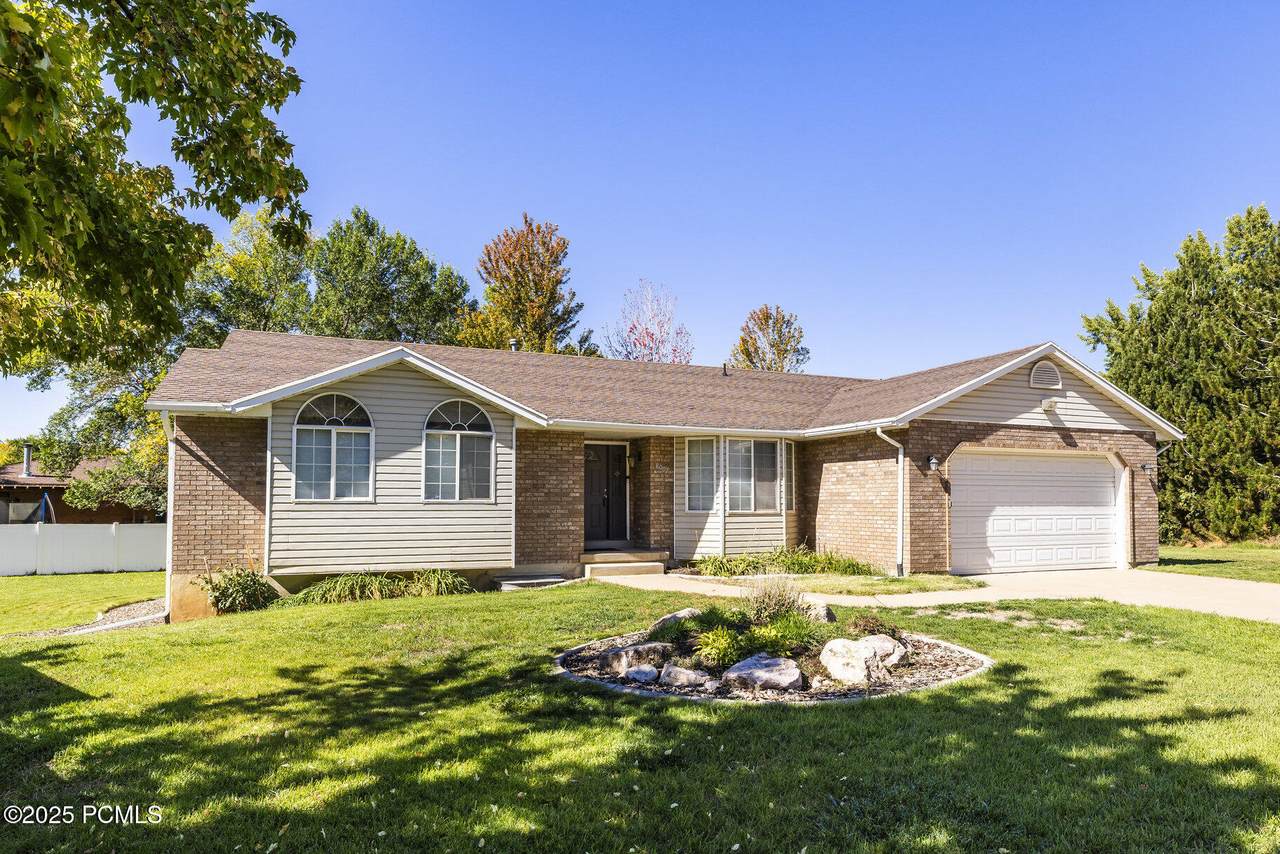 8007 2550 East - Photo 1