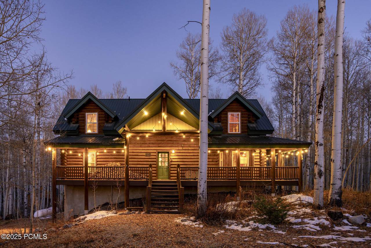 4125 Buck Way - Photo 1