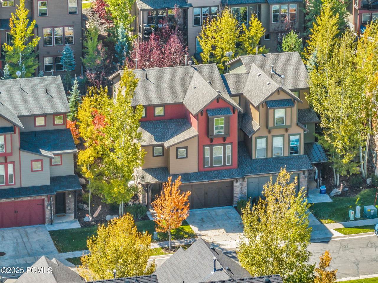 865 Benjamin Place - Photo 1