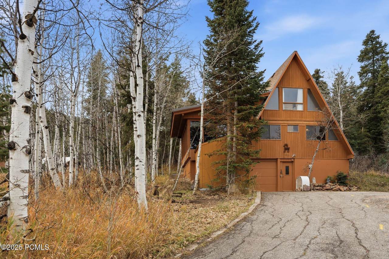 4915 Ponderosa Drive - Photo 1