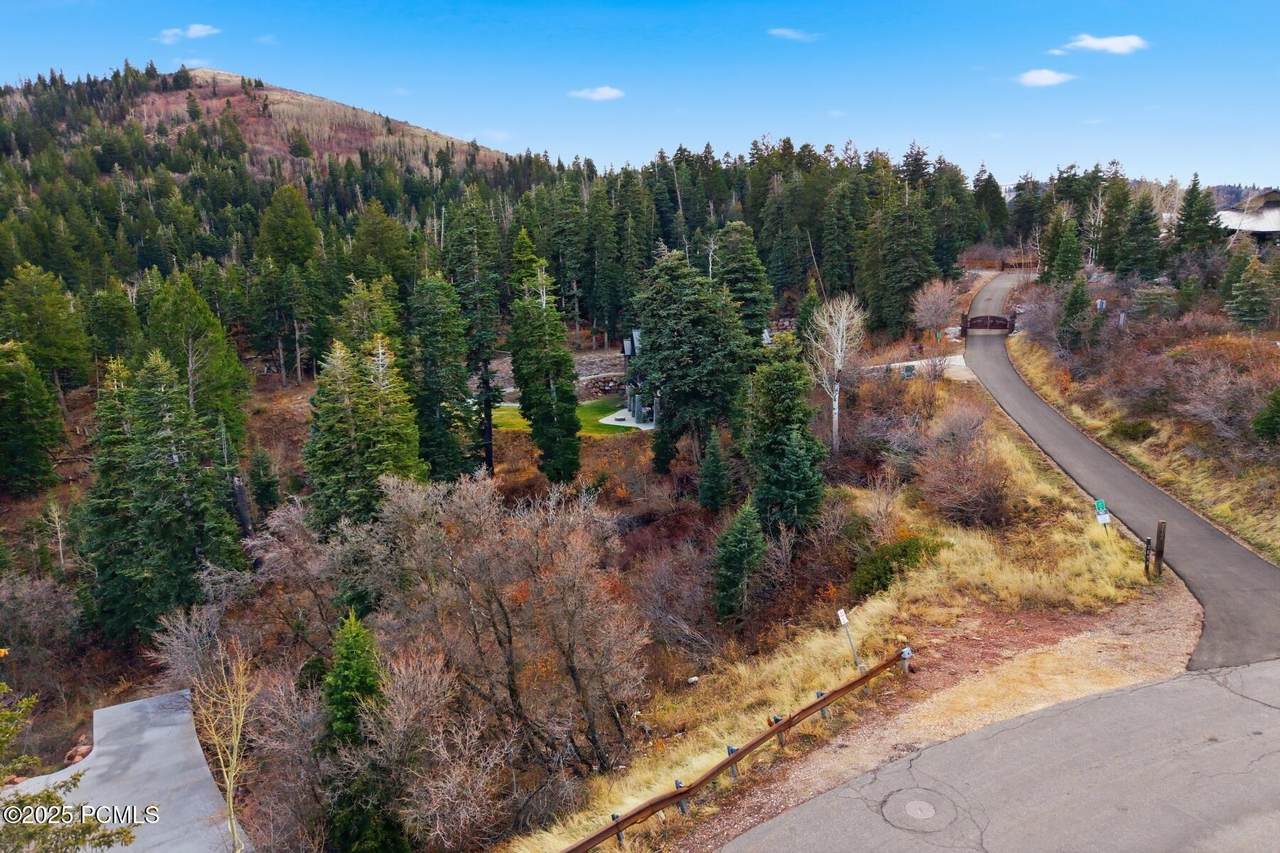 https://bt-photos.global.ssl.fastly.net/parkcity/1280_boomver_1_12504991-2.jpg