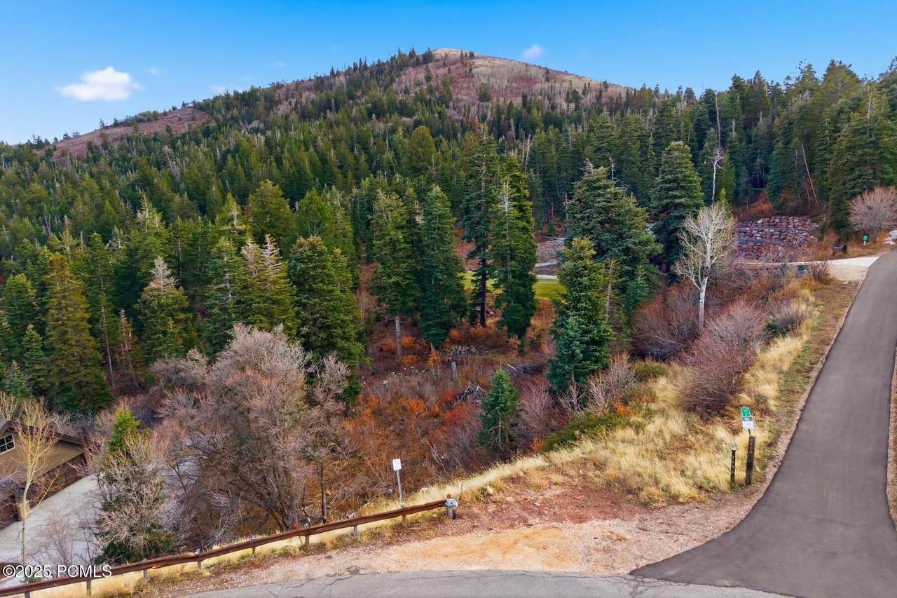https://bt-photos.global.ssl.fastly.net/parkcity/1280_boomver_1_12504991-2.jpg