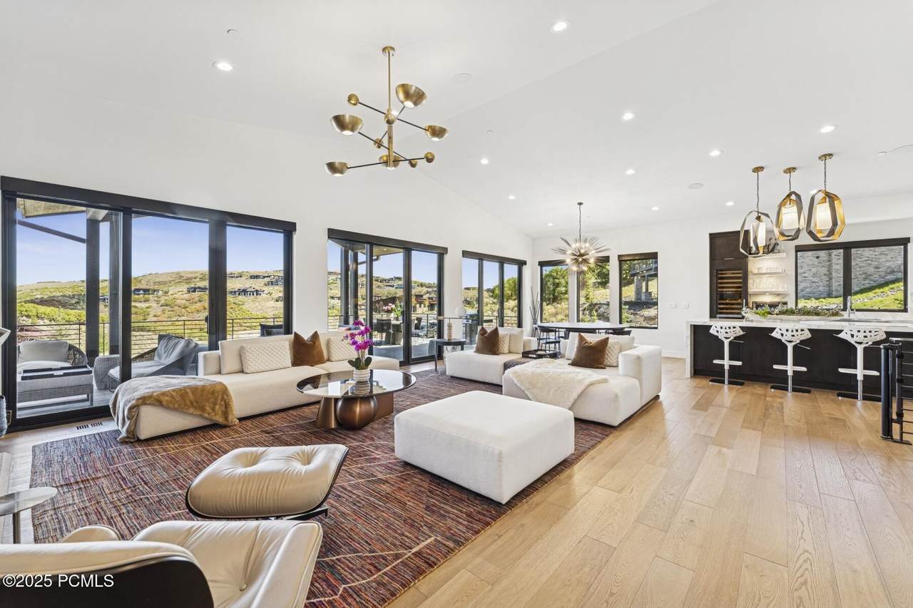 9272 Dye Cabins Drive - Photo 1