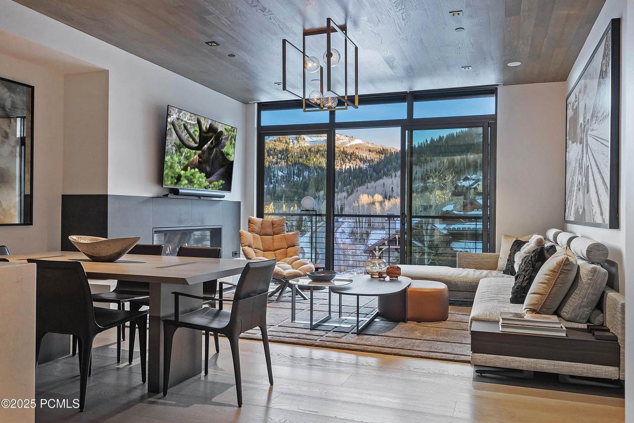 https://bt-photos.global.ssl.fastly.net/parkcity/1280_boomver_1_12505135-2.jpg