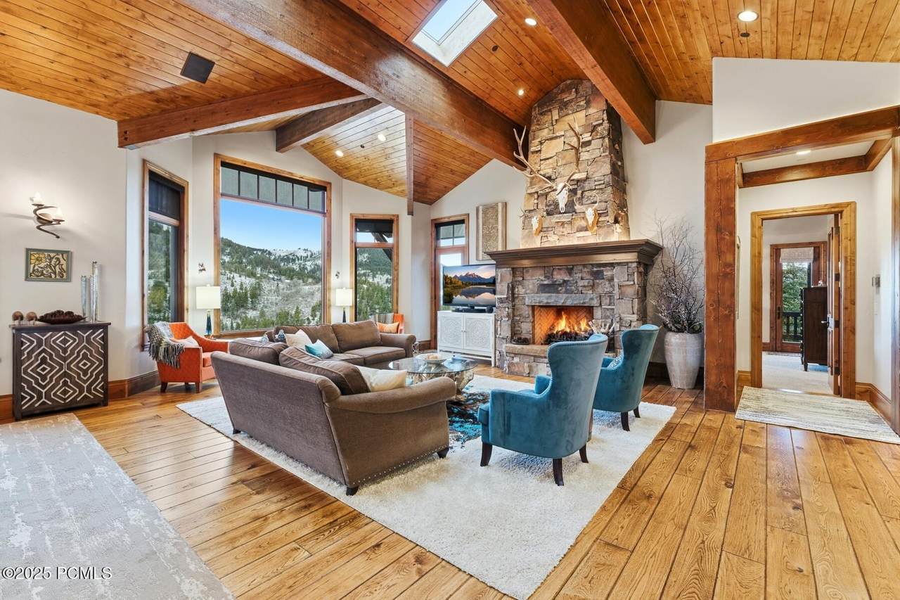 https://bt-photos.global.ssl.fastly.net/parkcity/1280_boomver_1_12505165-2.jpg