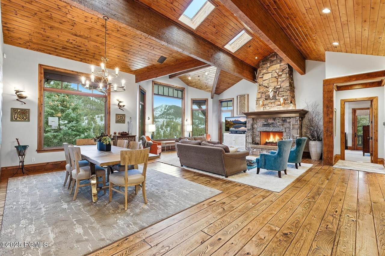 https://bt-photos.global.ssl.fastly.net/parkcity/1280_boomver_1_12505165-2.jpg