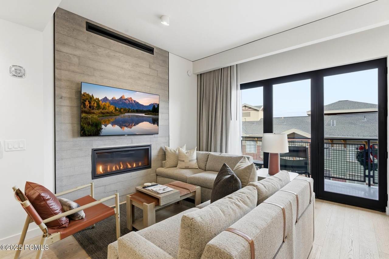 2417 High Mountain Road - Photo 1