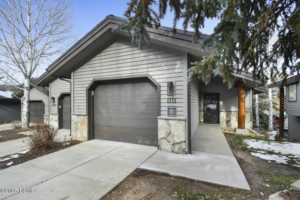 1111 Stonebridge Circle - Photo 1