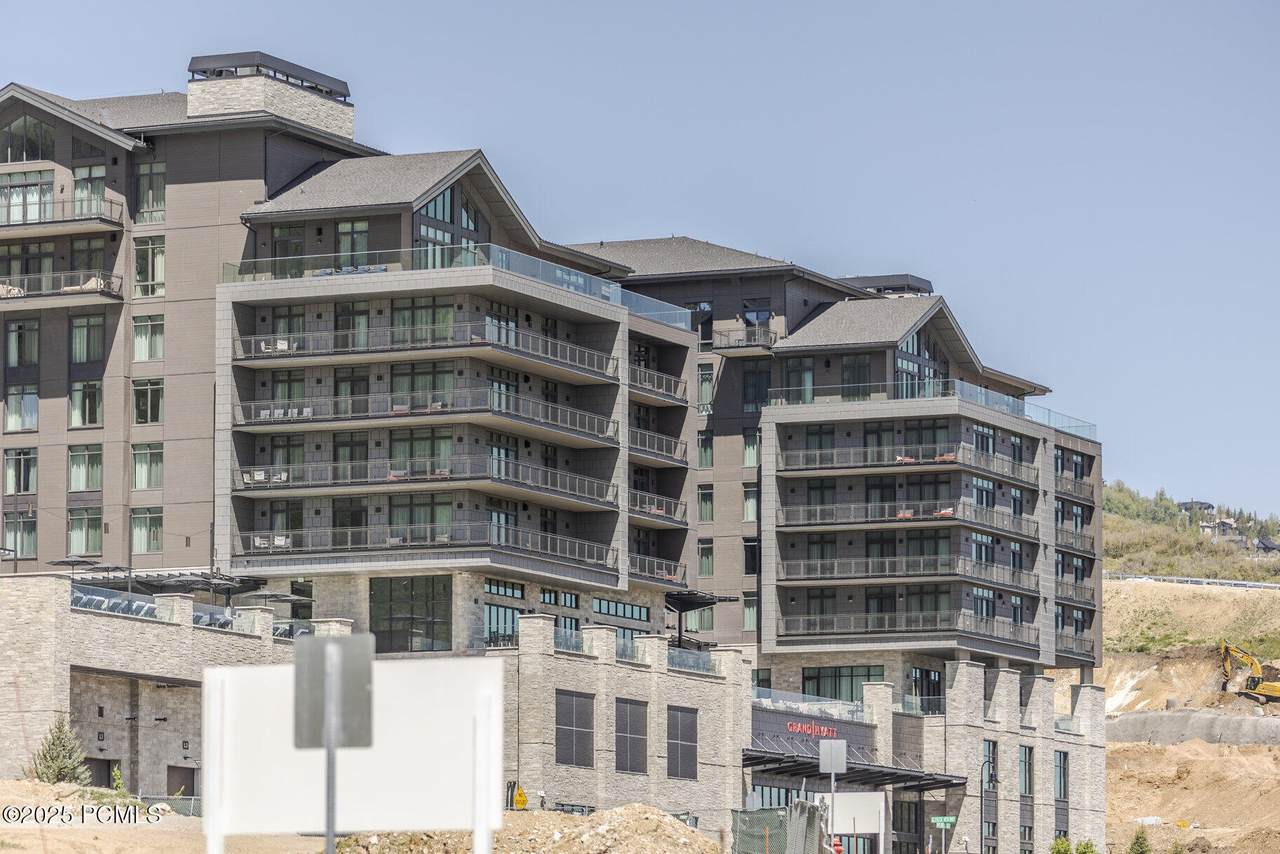 1702 Glencoe Mountain Way - Photo 1