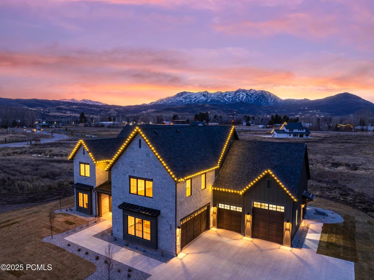 387 7900 Street - Photo 1