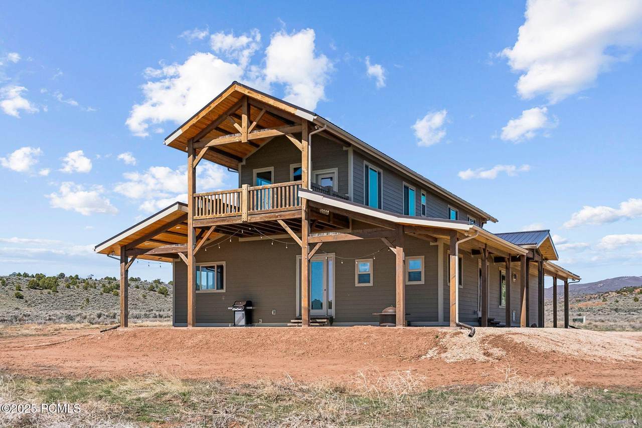 46997 Thunder Ridge Road - Photo 1