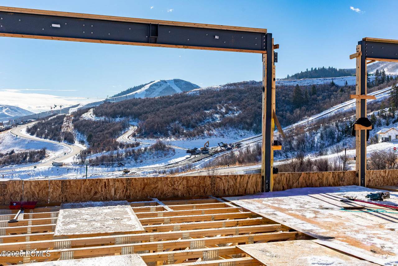 https://bt-photos.global.ssl.fastly.net/parkcity/1280_boomver_1_12600017-2.jpg