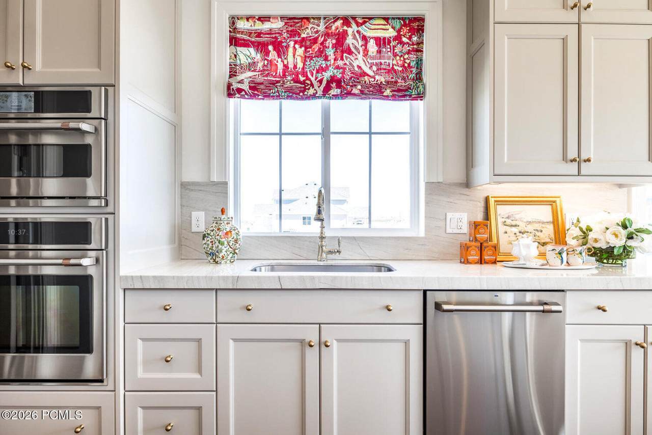 3005 Rock View Drive - Photo 1