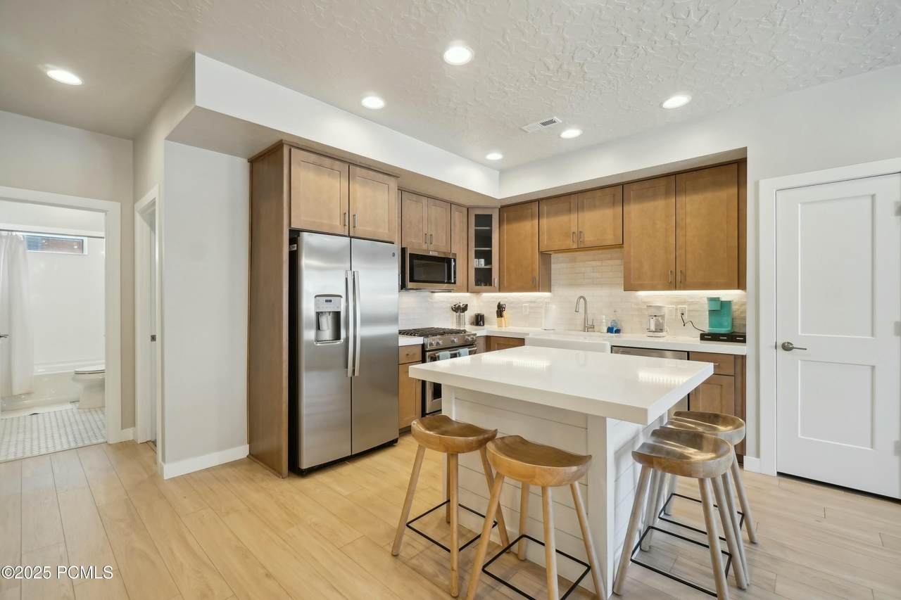 https://bt-photos.global.ssl.fastly.net/parkcity/1280_boomver_1_12600114-2.jpg