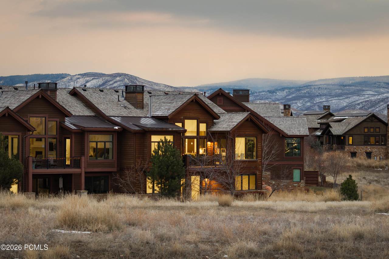 1622 Abajo Peak Circle - Photo 1