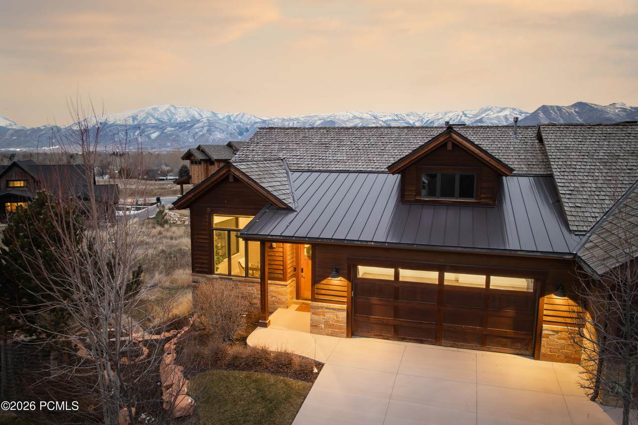 https://bt-photos.global.ssl.fastly.net/parkcity/1280_boomver_1_12600339-2.jpg