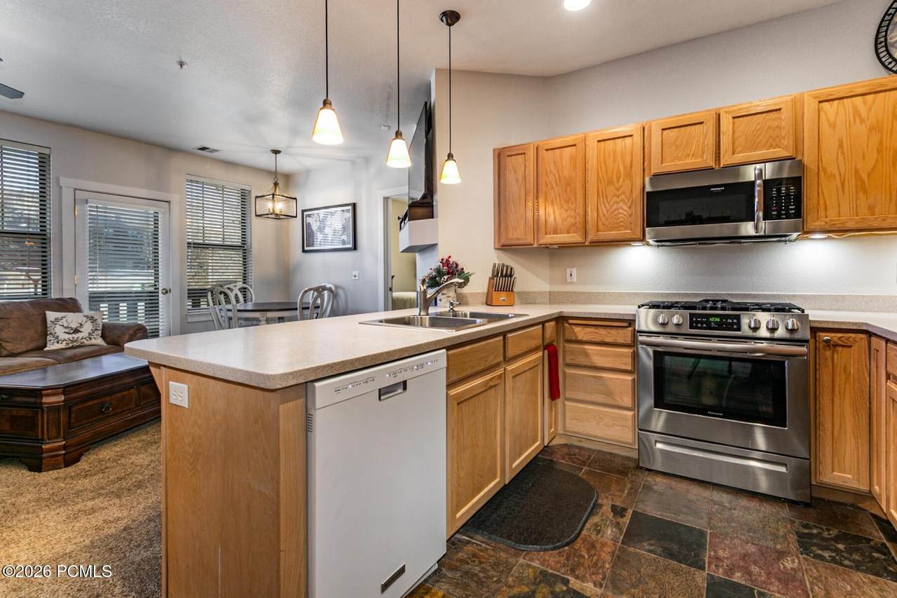 https://bt-photos.global.ssl.fastly.net/parkcity/1280_boomver_1_12600475-2.jpg
