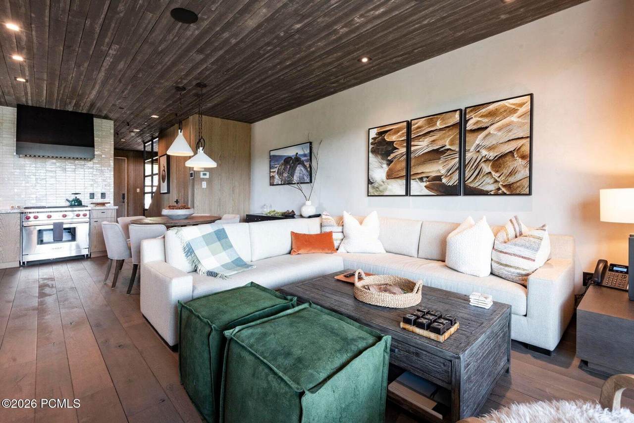 https://bt-photos.global.ssl.fastly.net/parkcity/1280_boomver_1_12600487-2.jpg