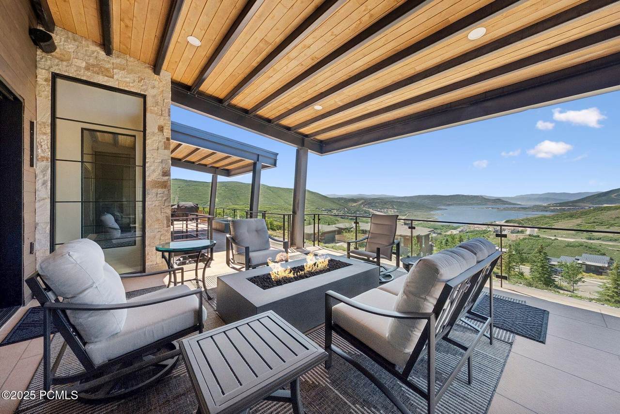 https://bt-photos.global.ssl.fastly.net/parkcity/1280_boomver_1_12600512-2.jpg
