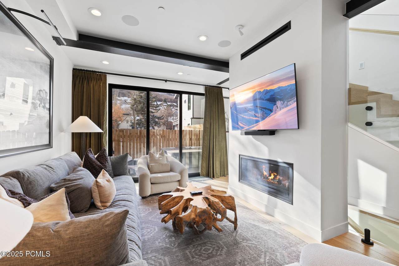 https://bt-photos.global.ssl.fastly.net/parkcity/1280_boomver_1_12600532-2.jpg