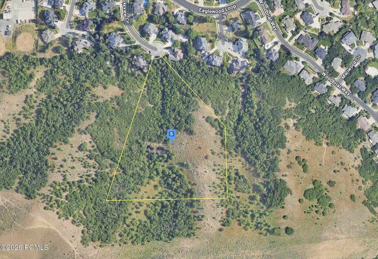 672 Skyview Circle - Photo 1