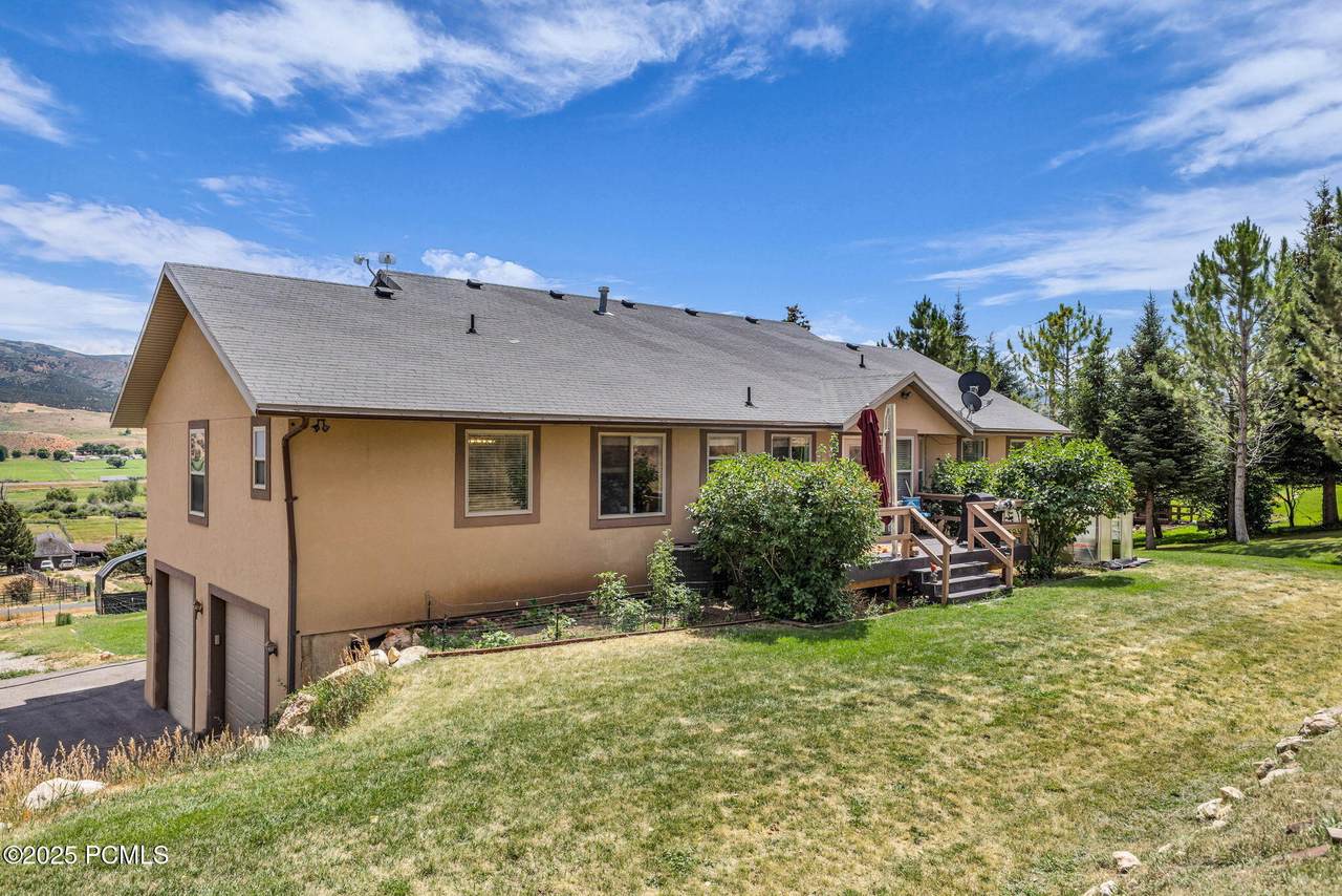 https://bt-photos.global.ssl.fastly.net/parkcity/1280_boomver_1_12600675-2.jpg