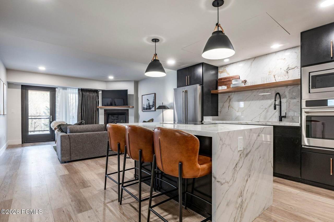 201 Heber Avenue - Photo 1
