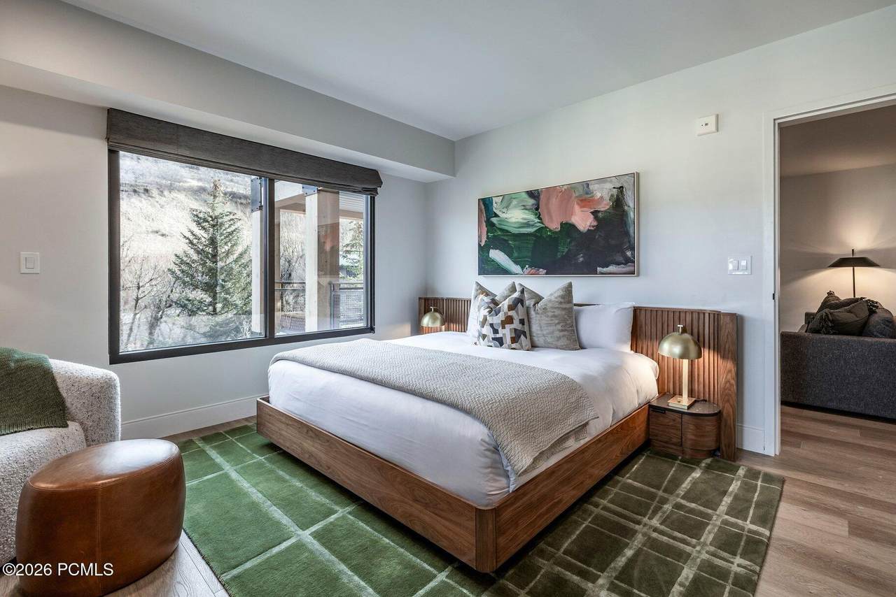 https://bt-photos.global.ssl.fastly.net/parkcity/1280_boomver_1_12600732-2.jpg