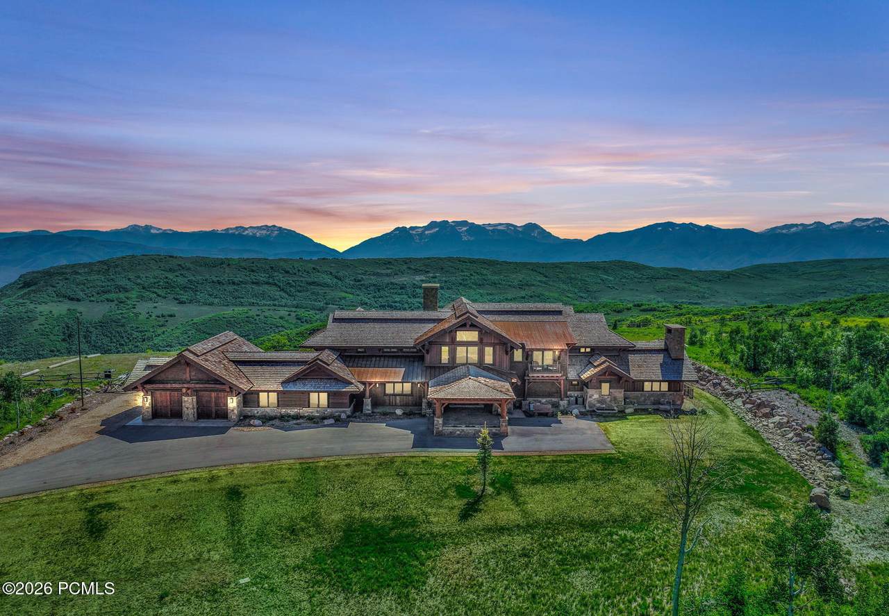 https://bt-photos.global.ssl.fastly.net/parkcity/1280_boomver_1_12600735-2.jpg