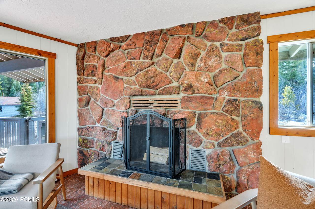 https://bt-photos.global.ssl.fastly.net/parkcity/1280_boomver_1_12600763-2.jpg