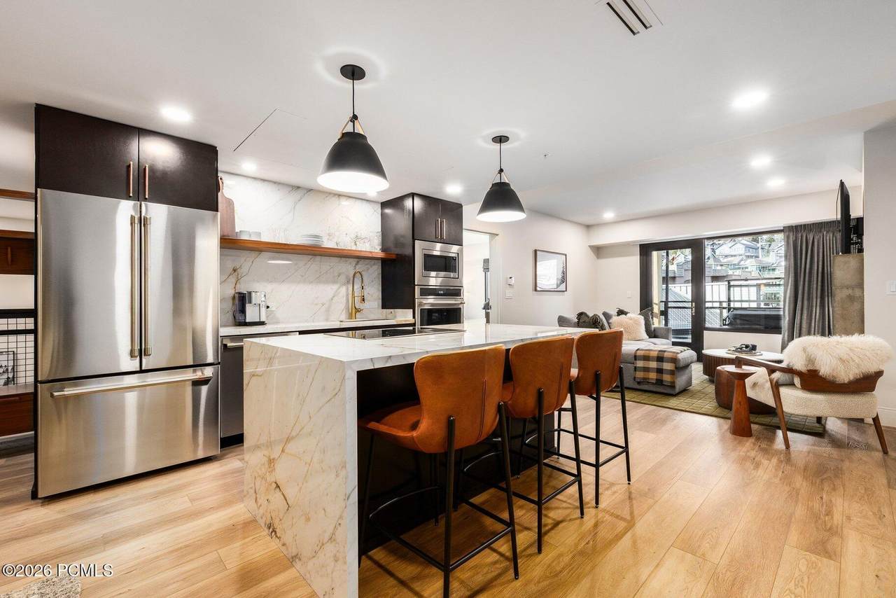 201 Heber Avenue - Photo 1