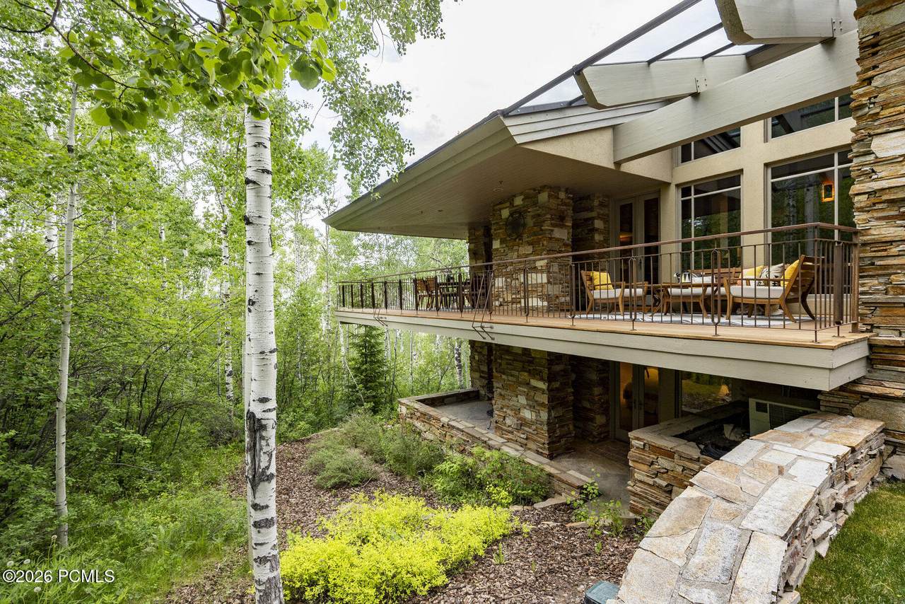 https://bt-photos.global.ssl.fastly.net/parkcity/1280_boomver_1_12600798-2.jpg
