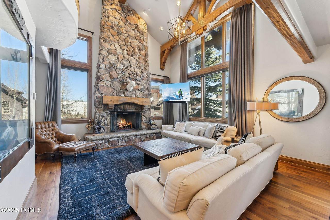 https://bt-photos.global.ssl.fastly.net/parkcity/1280_boomver_2_12600839-2.jpg