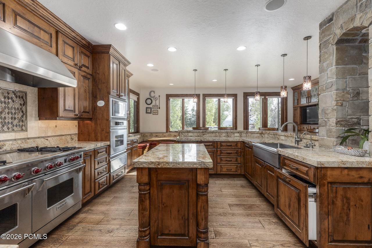 https://bt-photos.global.ssl.fastly.net/parkcity/1280_boomver_1_12600875-2.jpg