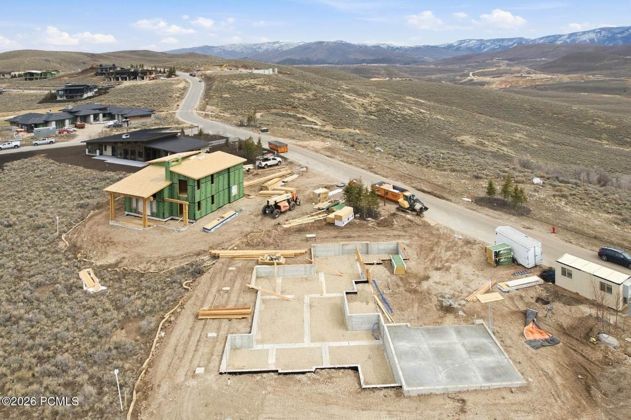 https://bt-photos.global.ssl.fastly.net/parkcity/1280_boomver_1_12600938-2.jpg