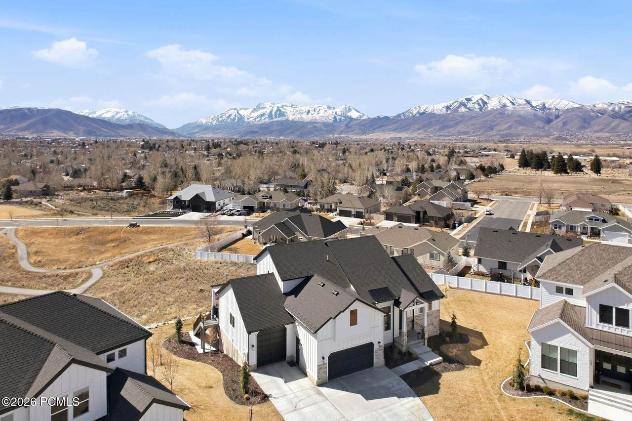 https://bt-photos.global.ssl.fastly.net/parkcity/1280_boomver_1_12600973-2.jpg