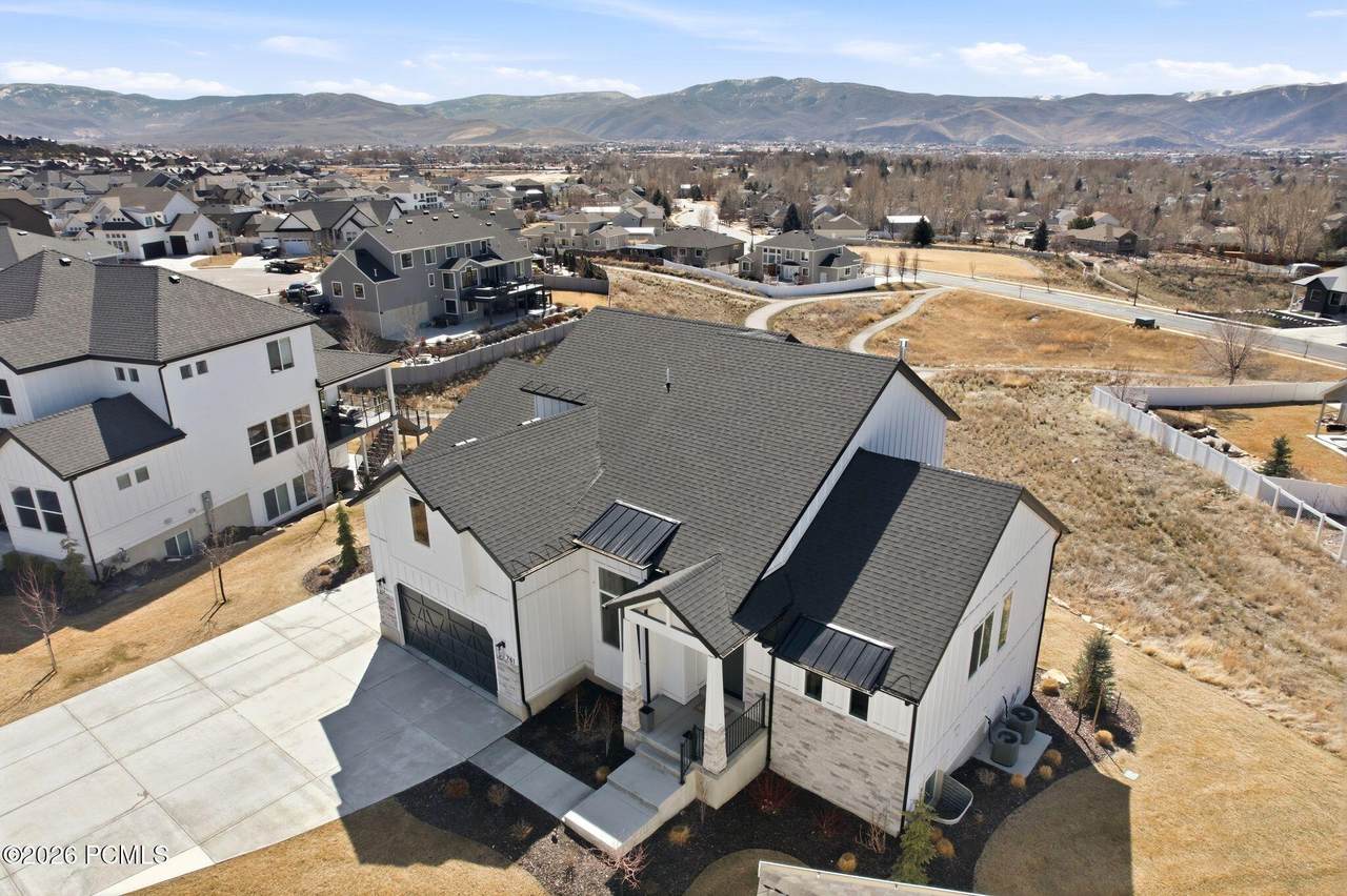 https://bt-photos.global.ssl.fastly.net/parkcity/1280_boomver_1_12600973-2.jpg