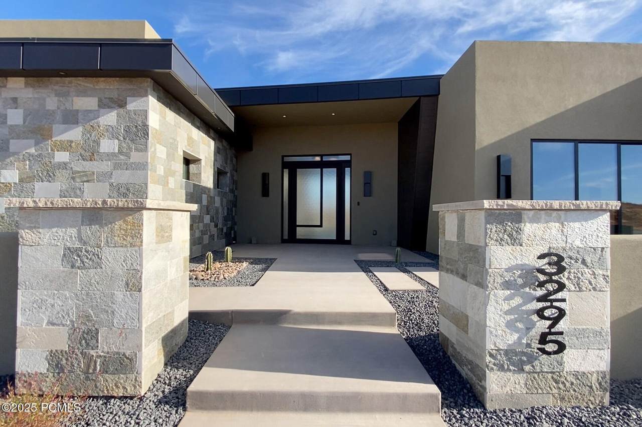 3295 Cottontail Way - Photo 1