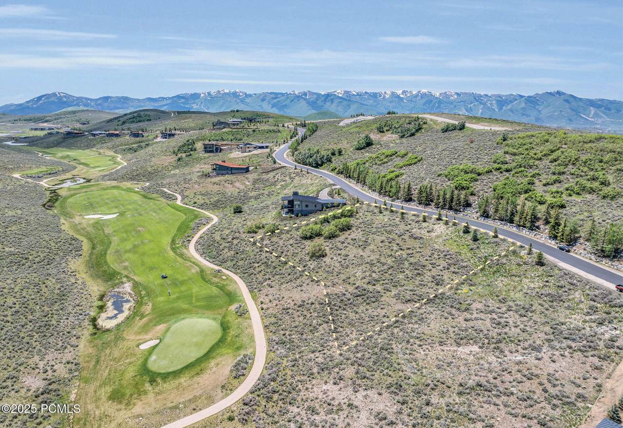 https://bt-photos.global.ssl.fastly.net/parkcity/1280_boomver_1_12601049-2.jpg