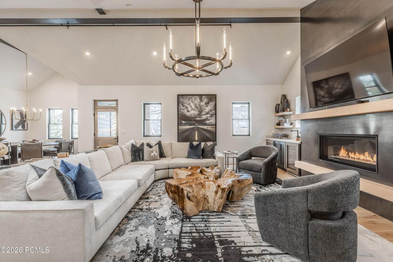 https://bt-photos.global.ssl.fastly.net/parkcity/1280_boomver_1_12601057-2.jpg