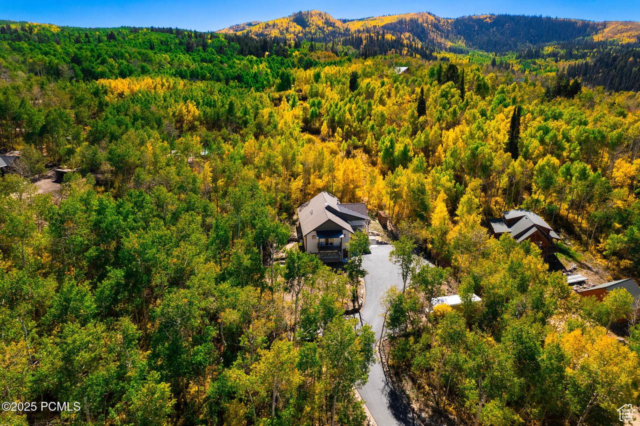 https://bt-photos.global.ssl.fastly.net/parkcity/1280_boomver_1_12601058-2.jpg